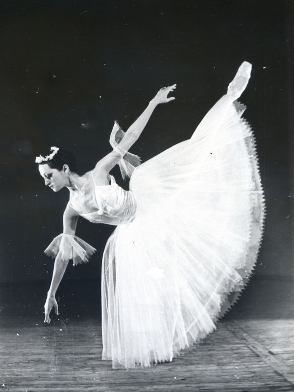 1976г. Танец вилис. Н. Дадишкилиани